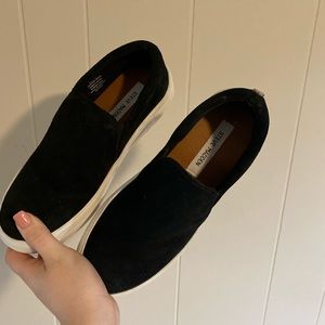 Steve Madden Gills slip on black shoes - 8.5